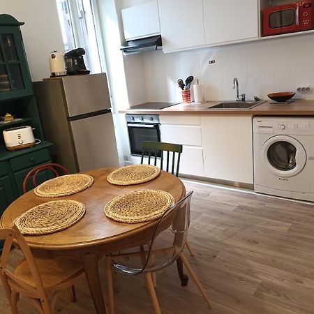 Appartement T2 Renove, Centre-Ville Hendaye, Proche Baie, Sans Ascenseur, Balcon, Calme, Wifi Non Inclus - Fr-1-239-850 Dış mekan fotoğraf