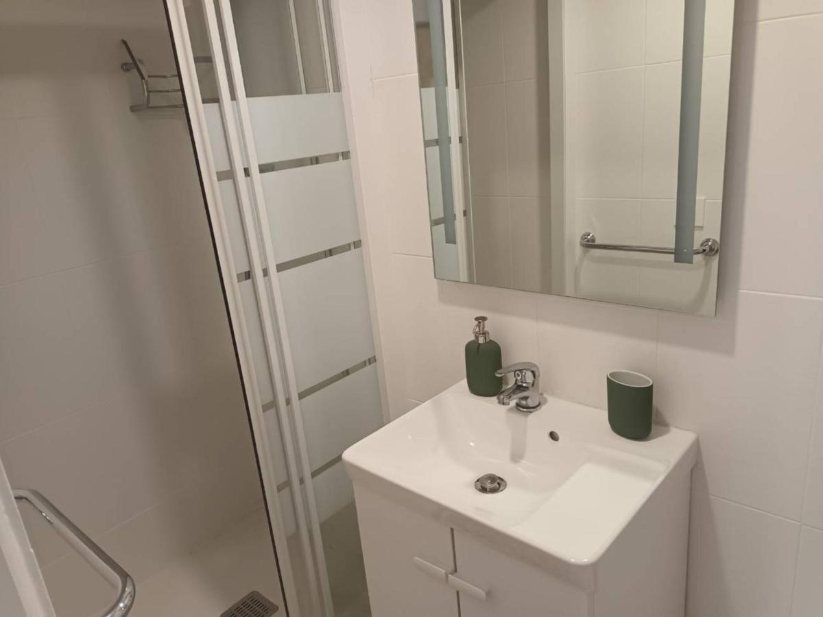 Appartement T2 Renove, Centre-Ville Hendaye, Proche Baie, Sans Ascenseur, Balcon, Calme, Wifi Non Inclus - Fr-1-239-850 Dış mekan fotoğraf