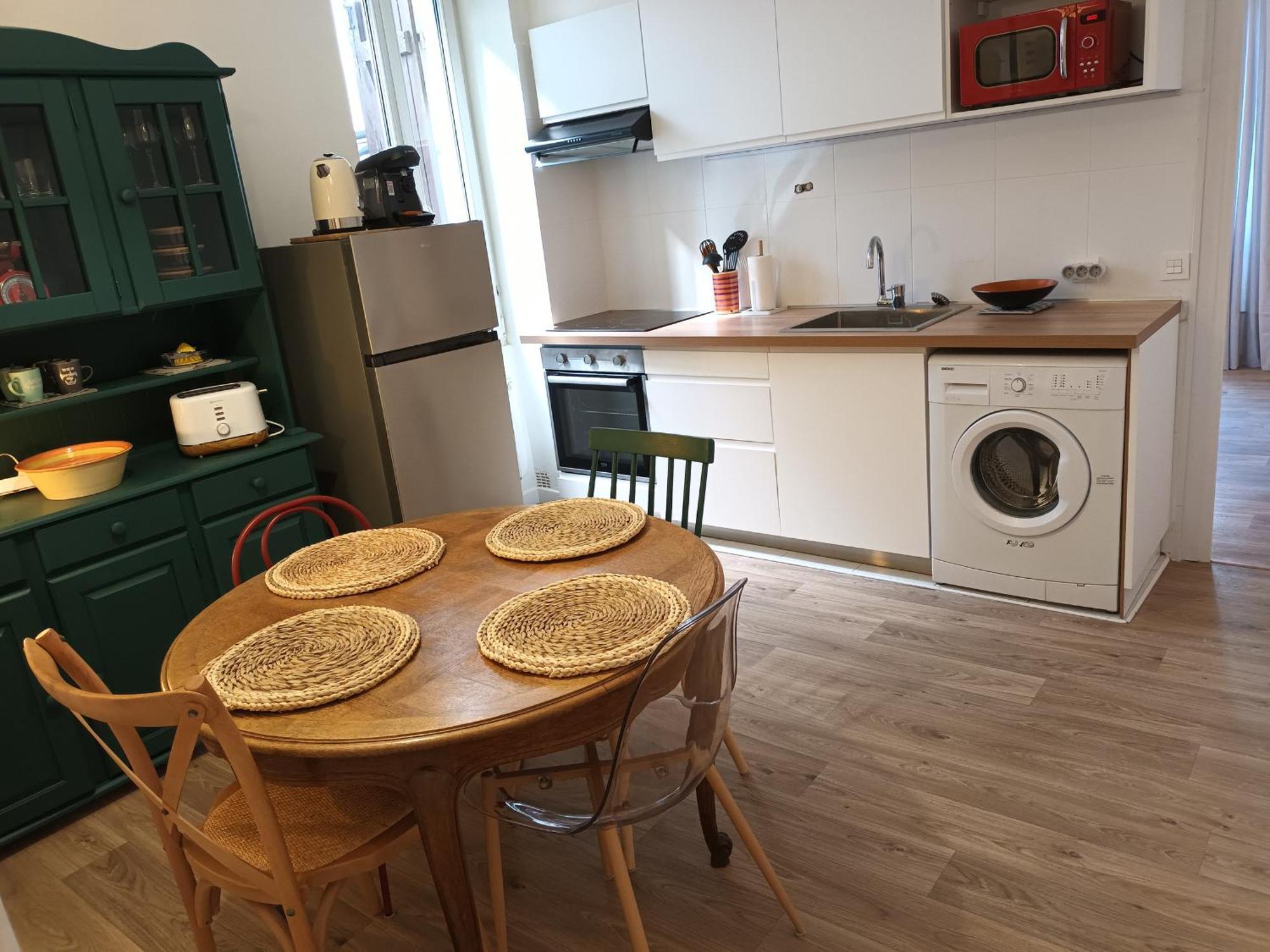 Appartement T2 Renove, Centre-Ville Hendaye, Proche Baie, Sans Ascenseur, Balcon, Calme, Wifi Non Inclus - Fr-1-239-850 Dış mekan fotoğraf